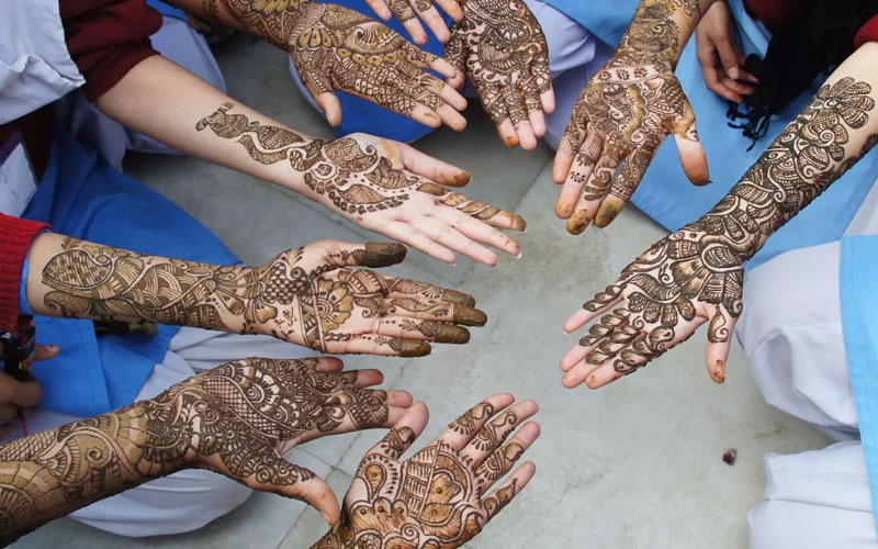 Best Mehandi Artist At Home Services In Faridabad